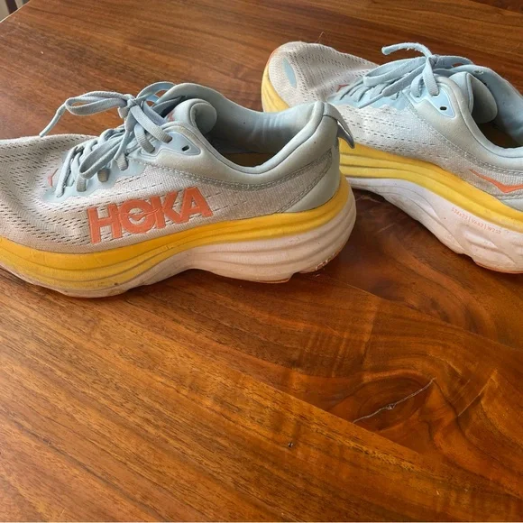 Hoka One One Bondi 8 in Light Blue and Yellow - Picture 2 of 4